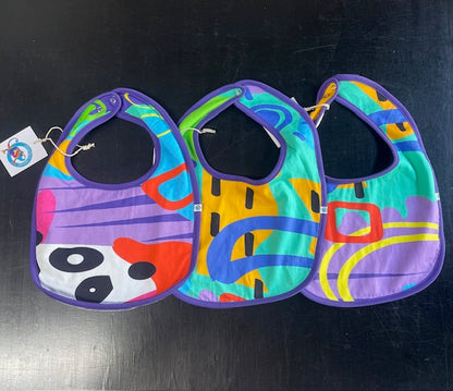 Pandi Bib with perfect plum trim